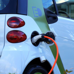 Installation de borne de recharge pour les voitures électrique Recharge de voiture électrique